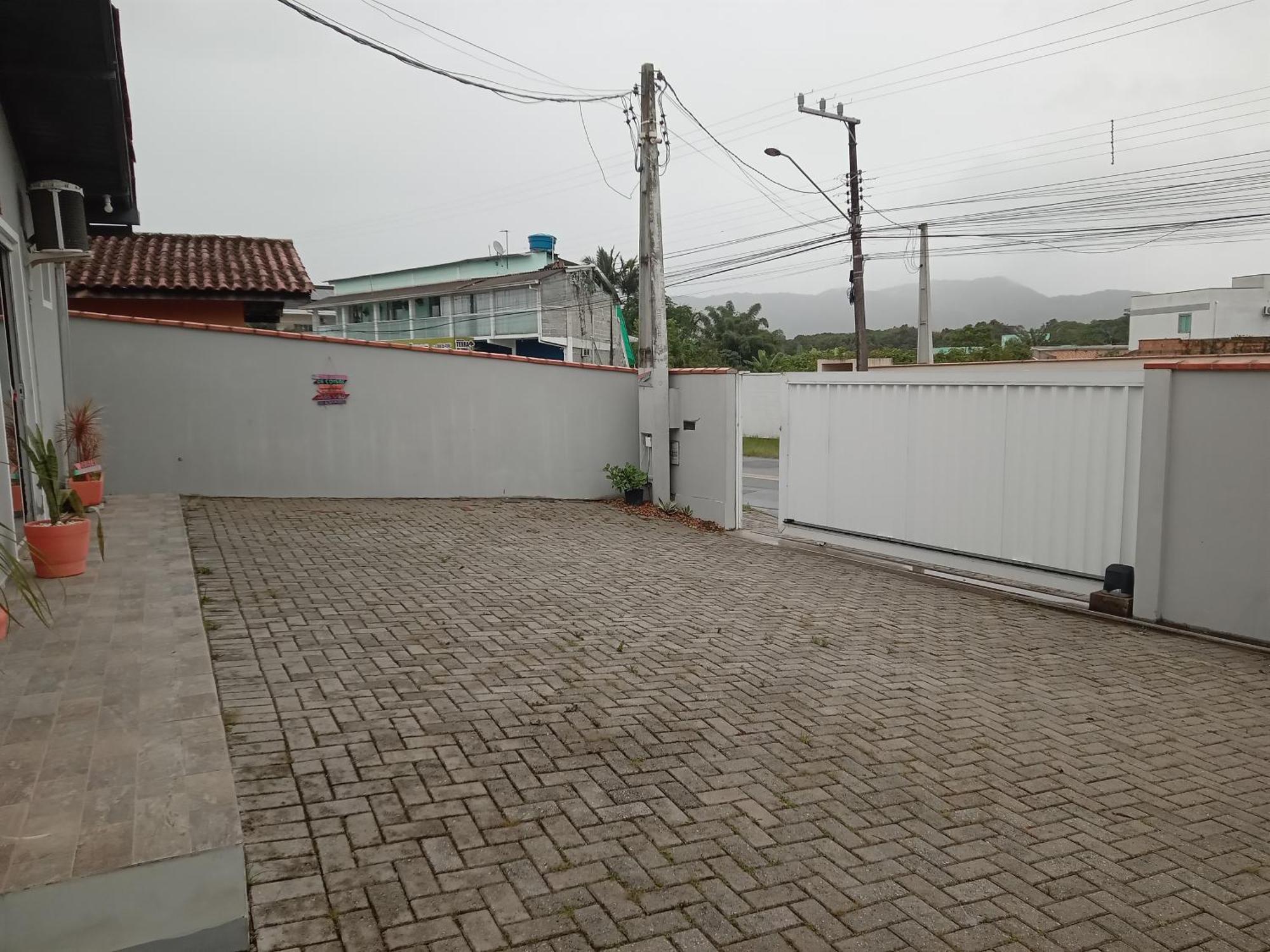 Suites Economicas Beto Carreiro Word 佩尼亚 外观 照片